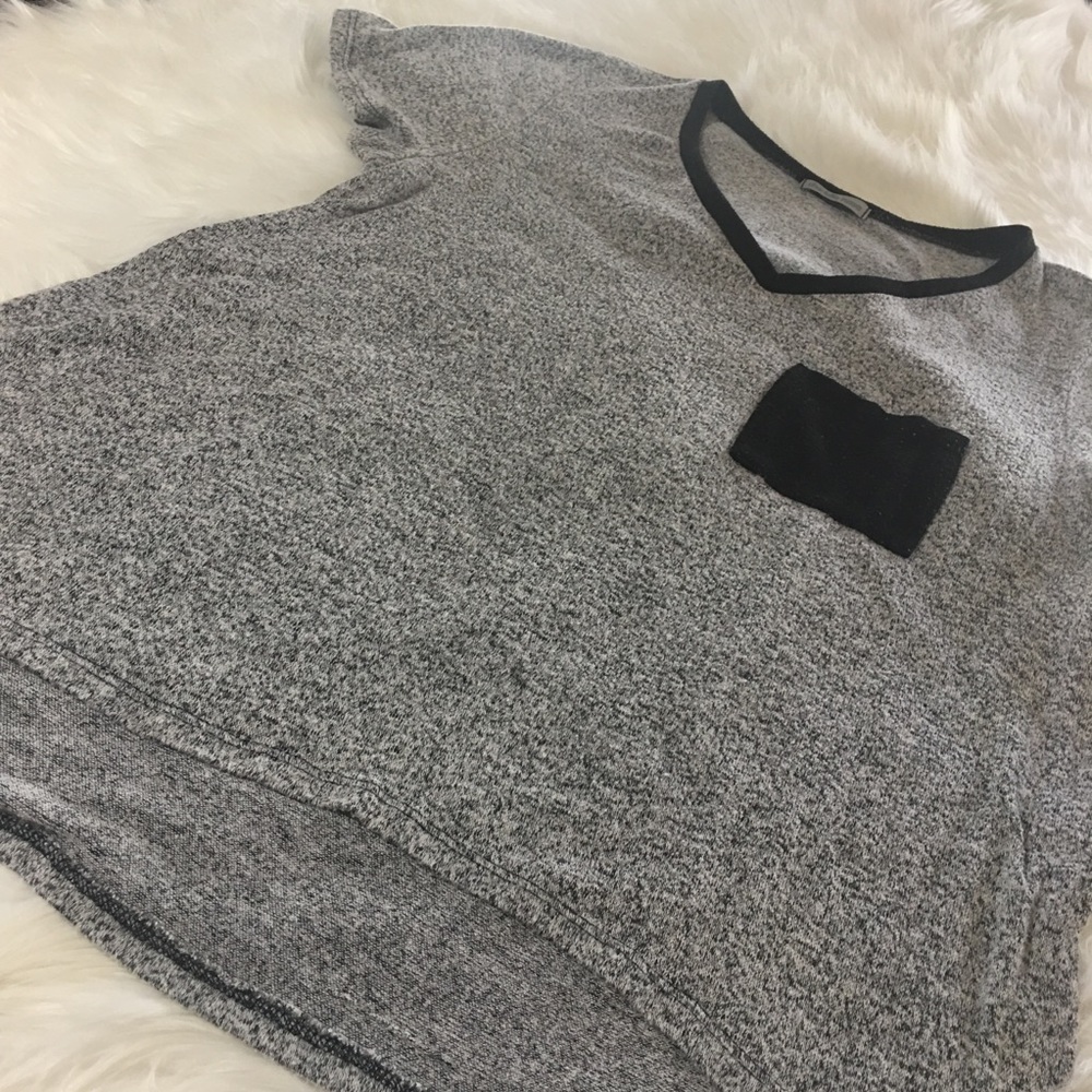Gray & Black Speckled SS Tee W/ Blk Front Pocket!